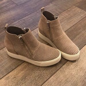 Steve Madden wedge sneaker